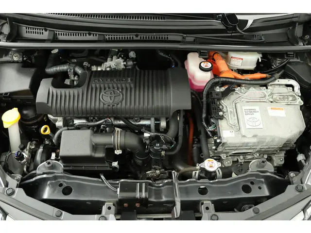 Toyota Yaris 1.5 Hybrid Active 2020 Hybride Benzine 33
