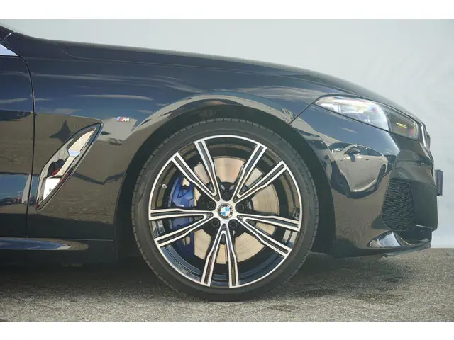 BMW 8 Serie Cabrio M850i xDrive 2021 Benzine 8