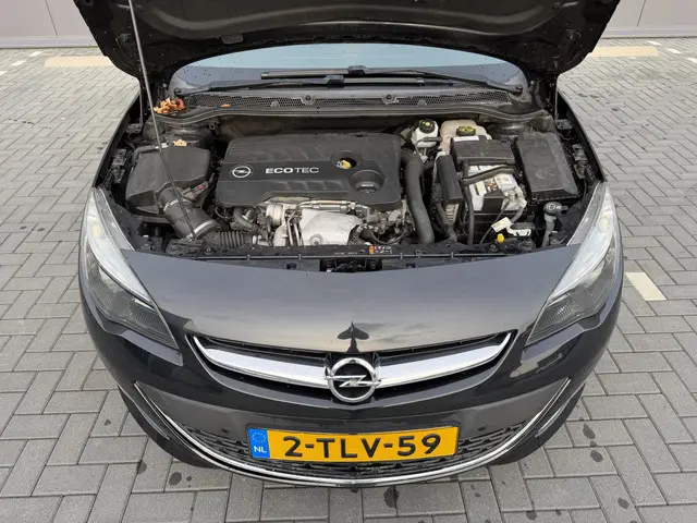 Opel Astra 1.6 Turbo Cosmo 2014 Benzine 20