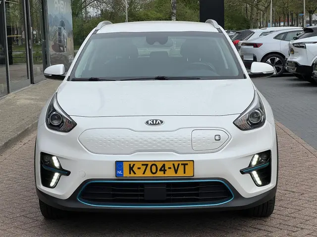 Kia e-Niro DynamicLine 64 kWh 2021 Elektrisch 18