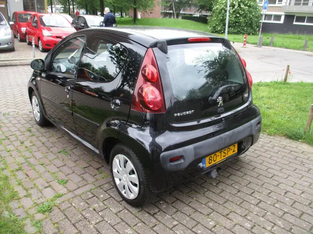 Peugeot 107 1.0 Active 2012 Benzine 5