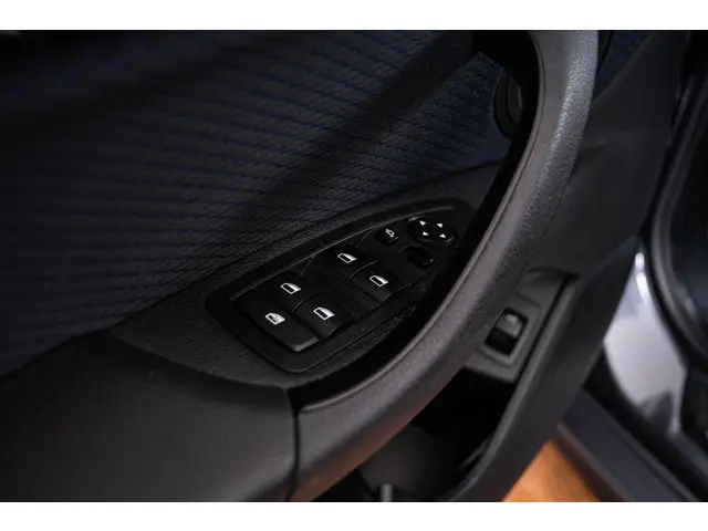 BMW X2 sDrive18i 2018 Benzine 43