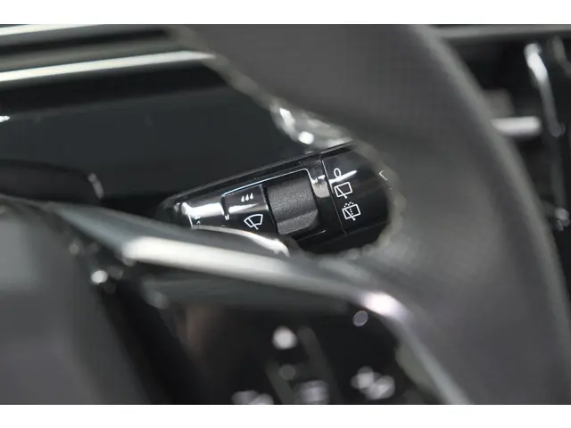 Peugeot 5008 1.2 Hybrid 136 GT 2024 Hybride Benzine 37