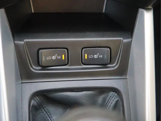 Suzuki Vitara 1.6 High Executive 2015 Benzine 23