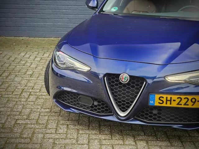 Alfa Romeo Giulia 2.2 Eco Business Super 2018 Diesel 5