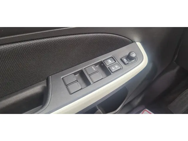 Suzuki Swift 1.2 Stijl Smart Hybr 2020 Benzine 16