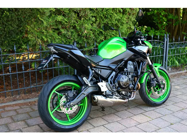 Kawasaki Z650 ABS 50kw 2021 Benzine 8