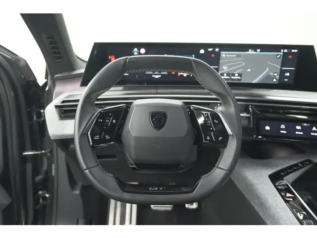 Peugeot 3008 1.2 Hybrid 136 GT 2025 Hybride Benzine 30