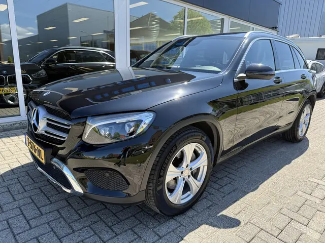 Mercedes-Benz GLC 250 4MATIC Prestige 2015 Benzine 4