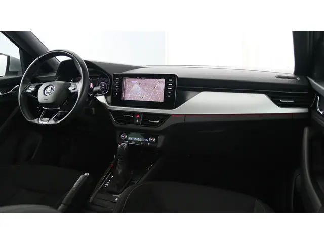 Škoda Kamiq 1.0 TSI 115pk Sport Business 2021 Benzine 33