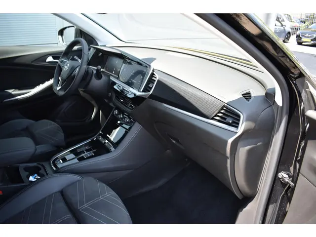 Opel Grandland 1.2 Turbo Ultimate 2024 Benzine 16