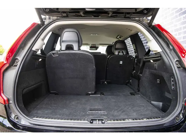 Volvo XC90 2.0 D5 AWD Inscription 2019 Diesel 31