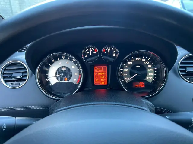 Peugeot RCZ 1.6 THP 2014 Benzine 6