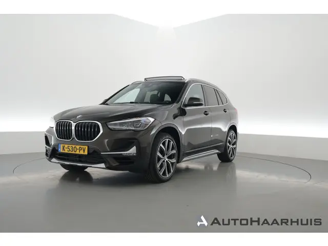 BMW X1 sDrive20i High Executive 2021 Benzine