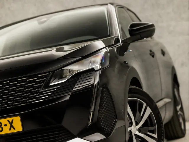 Peugeot 3008 1.6 HYbrid 225 Allure 2022 Hybride Benzine 16