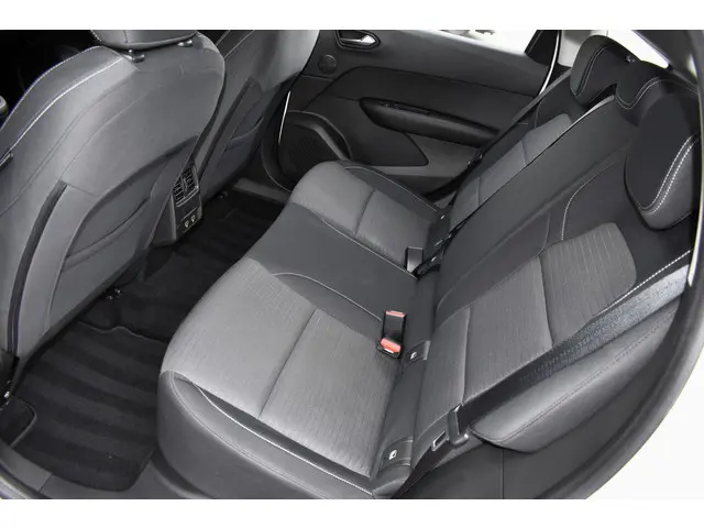 Renault Arkana 1.3 TCe 140 2022 Hybride Benzine 11