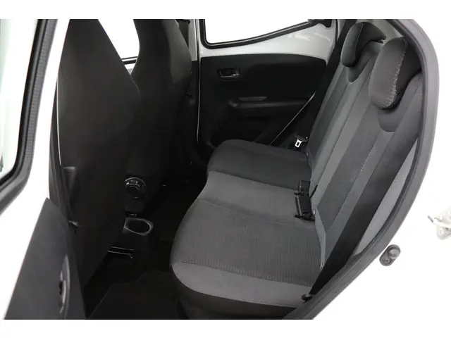 Toyota Aygo 1.0 VVT-i x-play 2022 Benzine 18