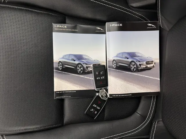 Jaguar I-PACE EV400 HSE 90 kWh AWD 2018 Elektrisch 32