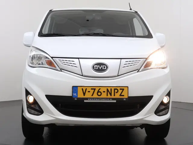 BYD ETP3 Standard 45 kWh 2023 Elektrisch 3