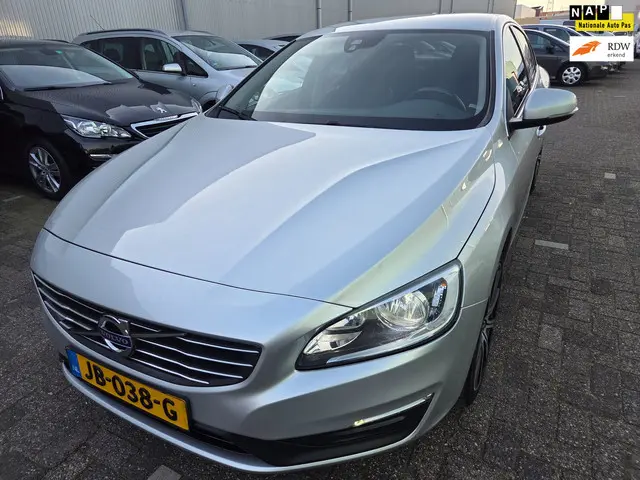 Volvo S60
