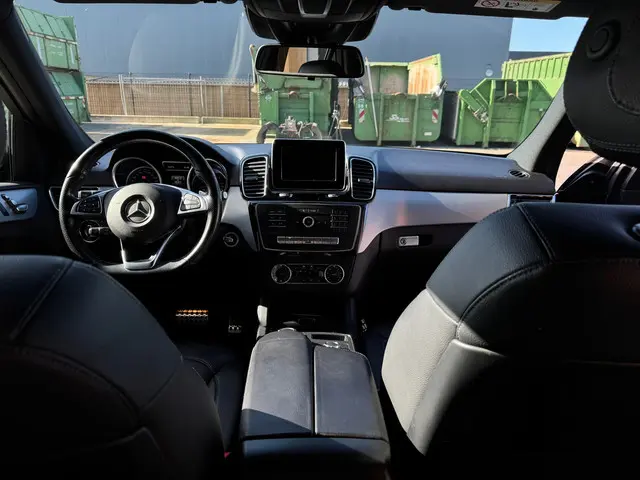 Mercedes-Benz GLE 250 d 4MATIC 2015 Diesel 30
