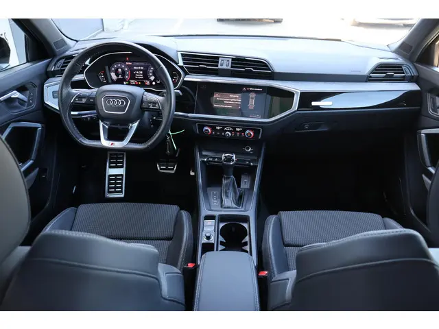 Audi Q3 Sportback 35 TFSI S Edition 2021 Hybride Benzine 4