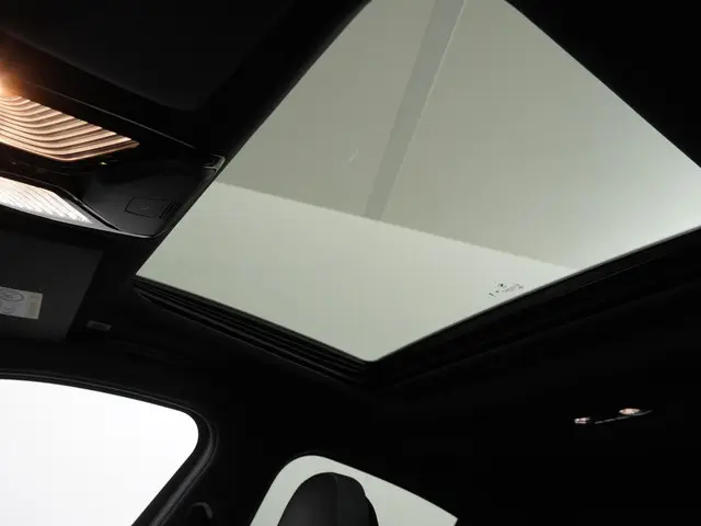 BMW M3 3-serie xDrive Competition 2025 Benzine 20