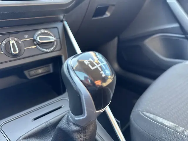 Volkswagen Taigo 1.0 TSI Life Business 2023 Benzine 20