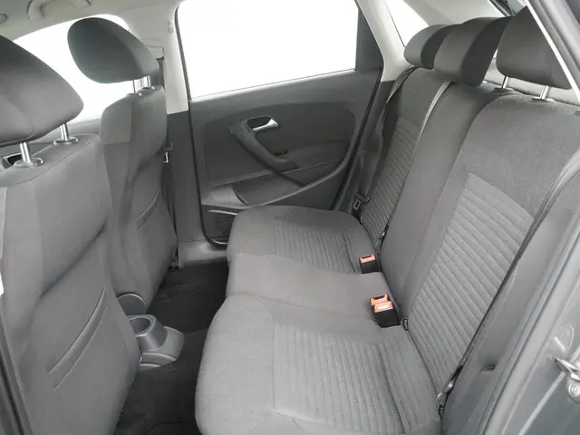 Volkswagen Polo 1.2 TSI Highline 2012 Benzine 10