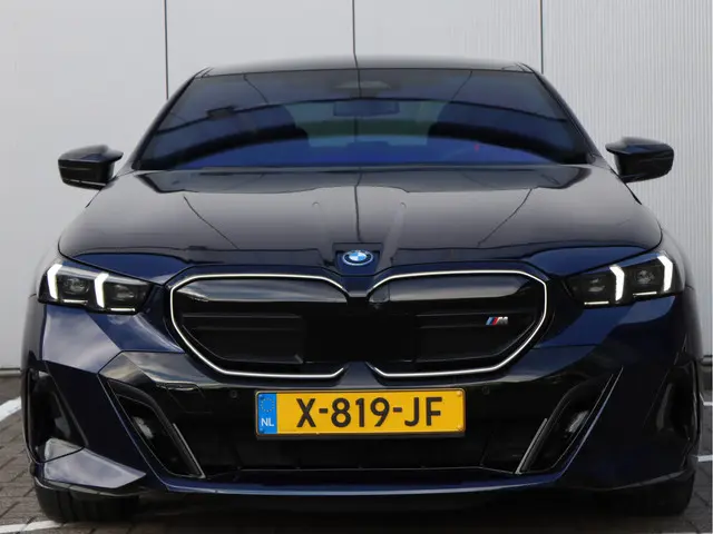 BMW i5 M60 xDrive 84 kWh 2023 Elektrisch 7