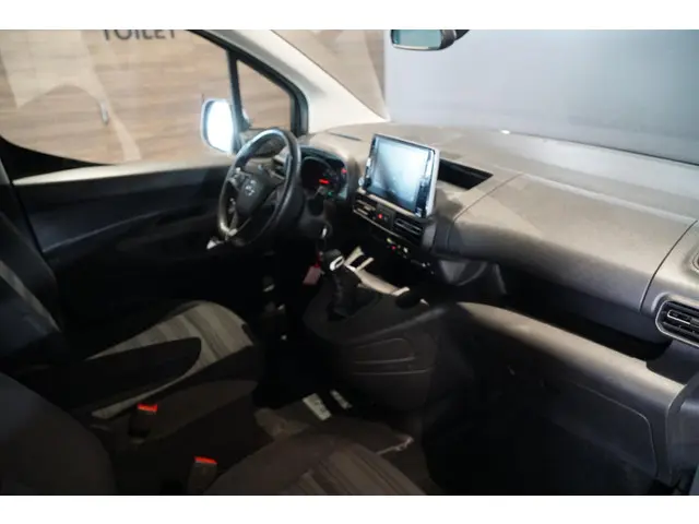 Opel Combo Tour 1.2 Turbo L2H1 Edition 7p. 2020 Benzine 7
