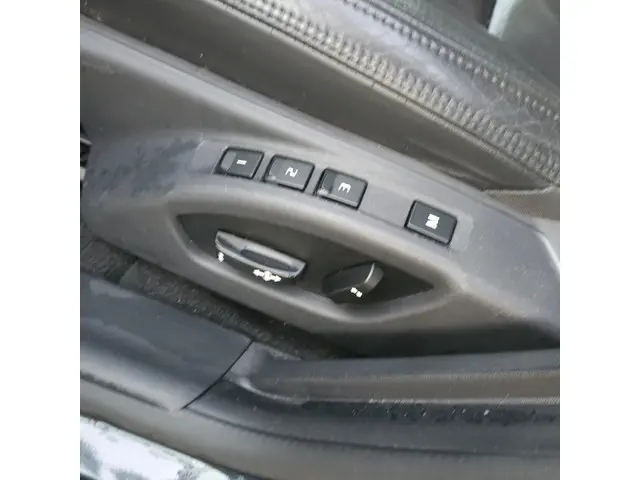 Volvo S60 2.0 T5 Momentum 2013 Benzine 12