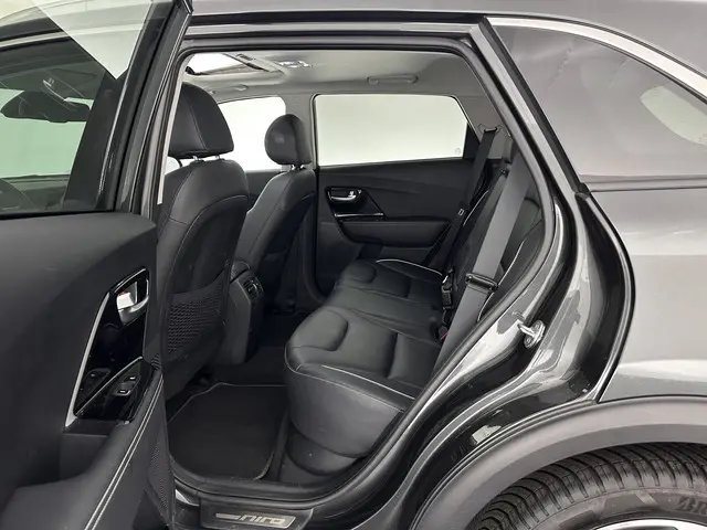 Kia e-Niro ExecutiveLine 64 kWh [ 3-Fase ] 2021 Elektrisch 9
