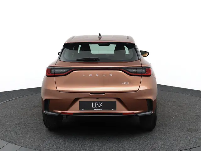 Lexus LBX 2WD 2025 Hybride Benzine 41