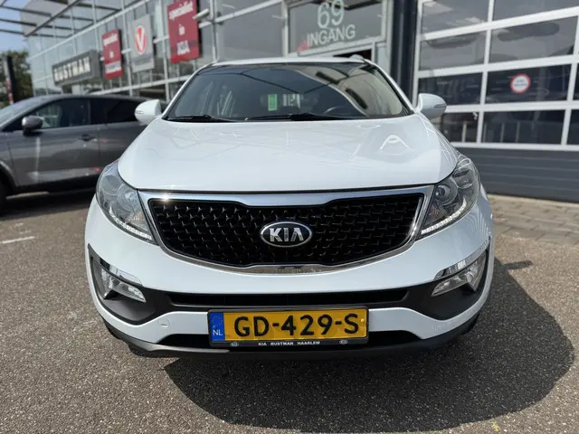 Kia Sportage 1.6 GDI BusinessLine 2015 Benzine 2