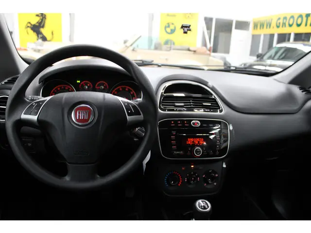 Fiat Punto Evo 1.2 Pop 2013 Benzine 8
