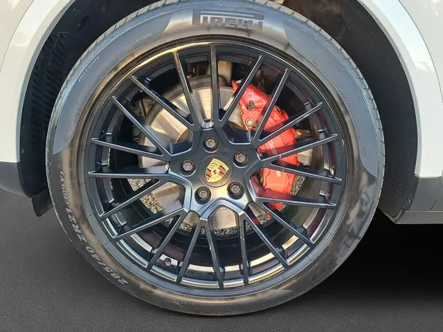 Porsche Cayenne Coupé 3.0 E-Hybrid 2020 Hybride Benzine 10