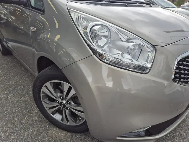 Kia Venga 1.4 CVVT First Edition 2015 Benzine 28