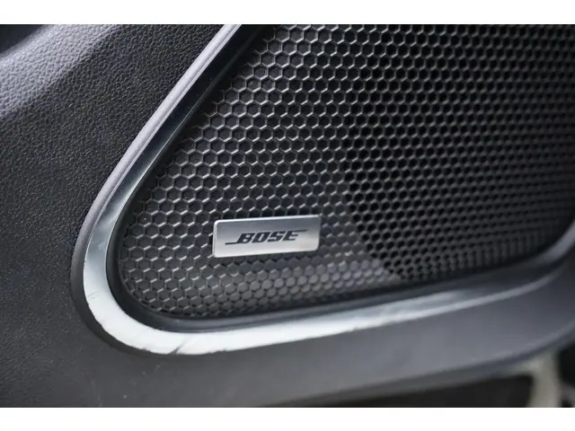 Renault Kadjar 1.2 TCe Bose 2017 Benzine 33