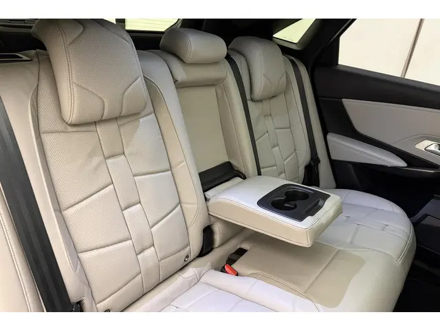 DS DS 7 E-Tense 360 4x4 Opéra 2024 Hybride Benzine 18