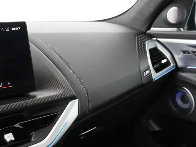 BMW XM PHEV 30 kWh 2024 Hybride Benzine 23