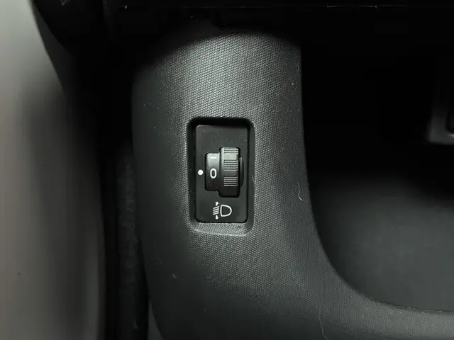 Toyota Aygo 1.0 VVT-i Dynamic Blue 2014 Benzine 26