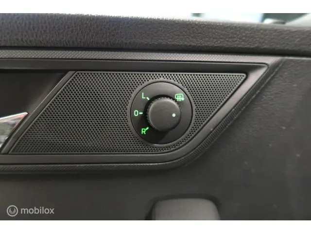 Škoda Fabia Combi 1.2 TSI Monte Carlo 2016 Benzine 28