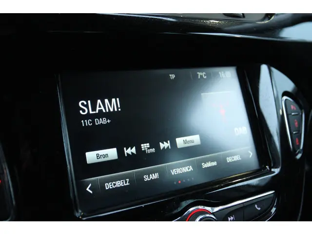 Opel Corsa 1.4 BLACK EDITION 2018 Benzine 27