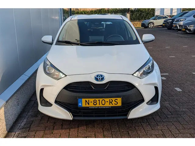 Toyota Yaris 1.5 Hybrid Active 2021 Hybride Benzine 15