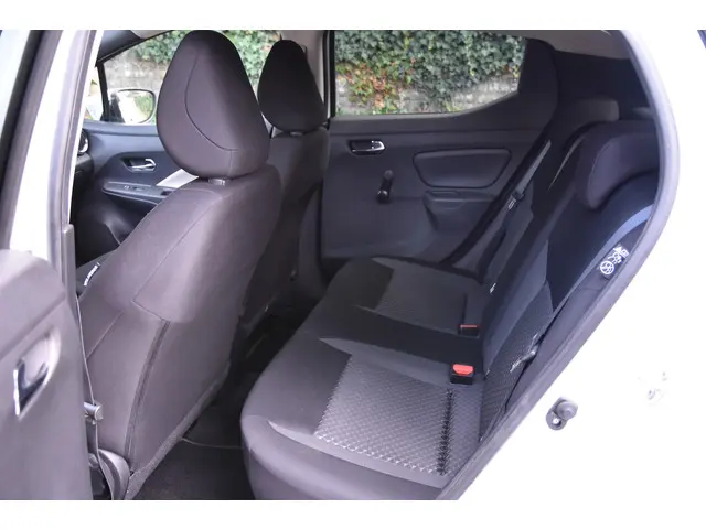 Nissan Micra 1.0 IG-T N-Connecta 2019 Benzine 8