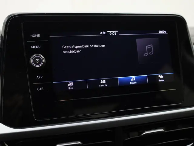 Volkswagen T-Roc 1.0TSI/116PK Life 2025 Benzine 36