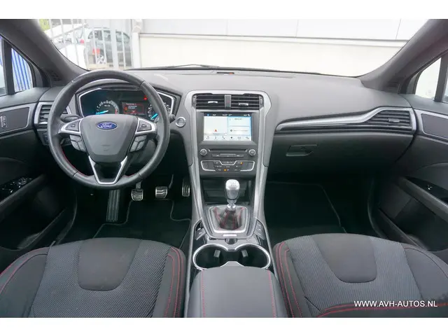 Ford Mondeo Wagon 1.5 ST Line 2018 Benzine