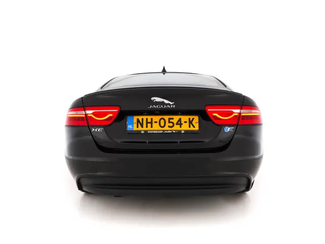 Jaguar XE 2.0 D R-Sport-Pack 2017 Diesel 5