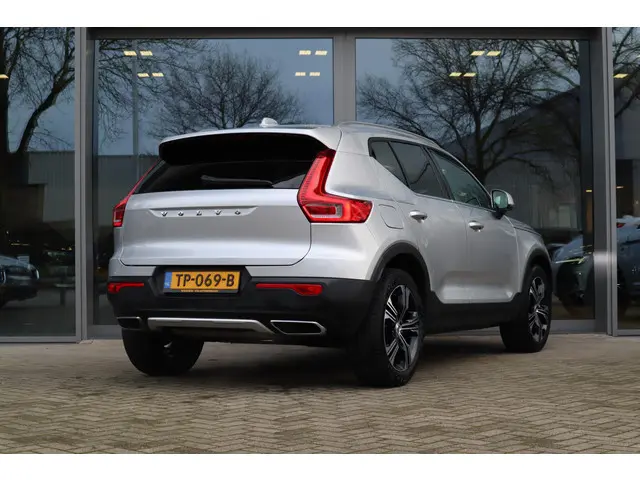 Volvo XC40 2.0 T4 Inscription 2018 Benzine 4